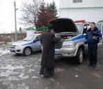 В Вологодской области освятили еще одну дорогу и патрульные машины ГИБДД