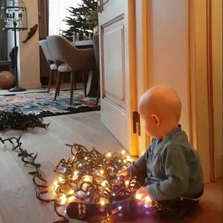 Сын Ксении Собчак и Максима Виторгана готовиться к Рождеству